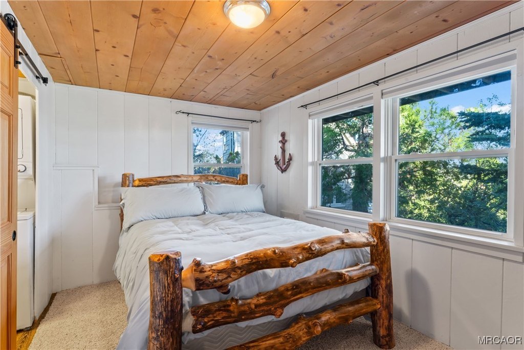 Lake Arrowhead, California, 92352, United States, 2 Bedrooms Bedrooms, ,2 BathroomsBathrooms,Residential,Forsale,1971035