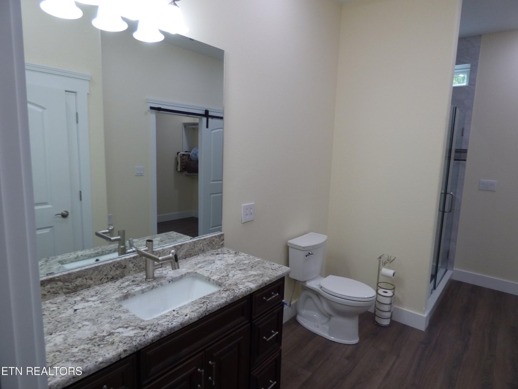 Crossville, Tennessee, 38572, United States, 2 Bedrooms Bedrooms, ,2.5 BathroomsBathrooms,Residential,Forsale,1996593