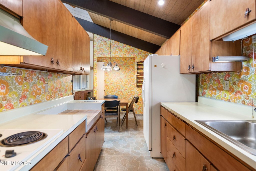 Dayton, Nevada, 89403, United States, 3 Bedrooms Bedrooms, ,2 BathroomsBathrooms,Residential,Forsale,1993791