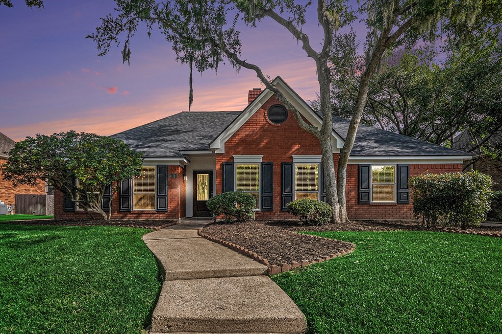 Houston, Texas, 77062, United States, 4 Bedrooms Bedrooms, ,2.5 BathroomsBathrooms,Residential,Forsale,1973424