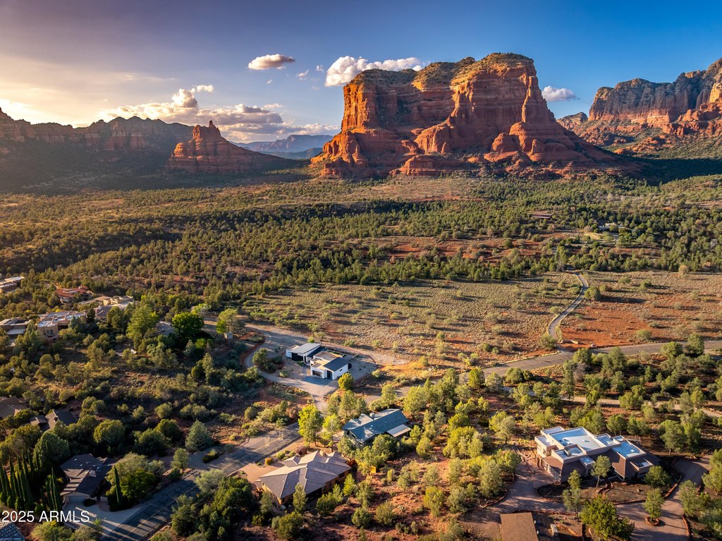 Sedona, Arizona, 86351, United States, 4 Bedrooms Bedrooms, ,4 BathroomsBathrooms,Residential,Forsale,2004162