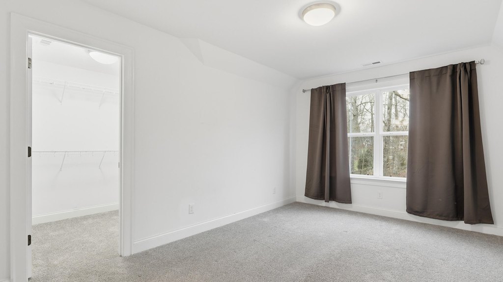 Signal Mountain, Tennessee, 37377, United States, 4 Bedrooms Bedrooms, ,3.5 BathroomsBathrooms,Residential,Forsale,2011259