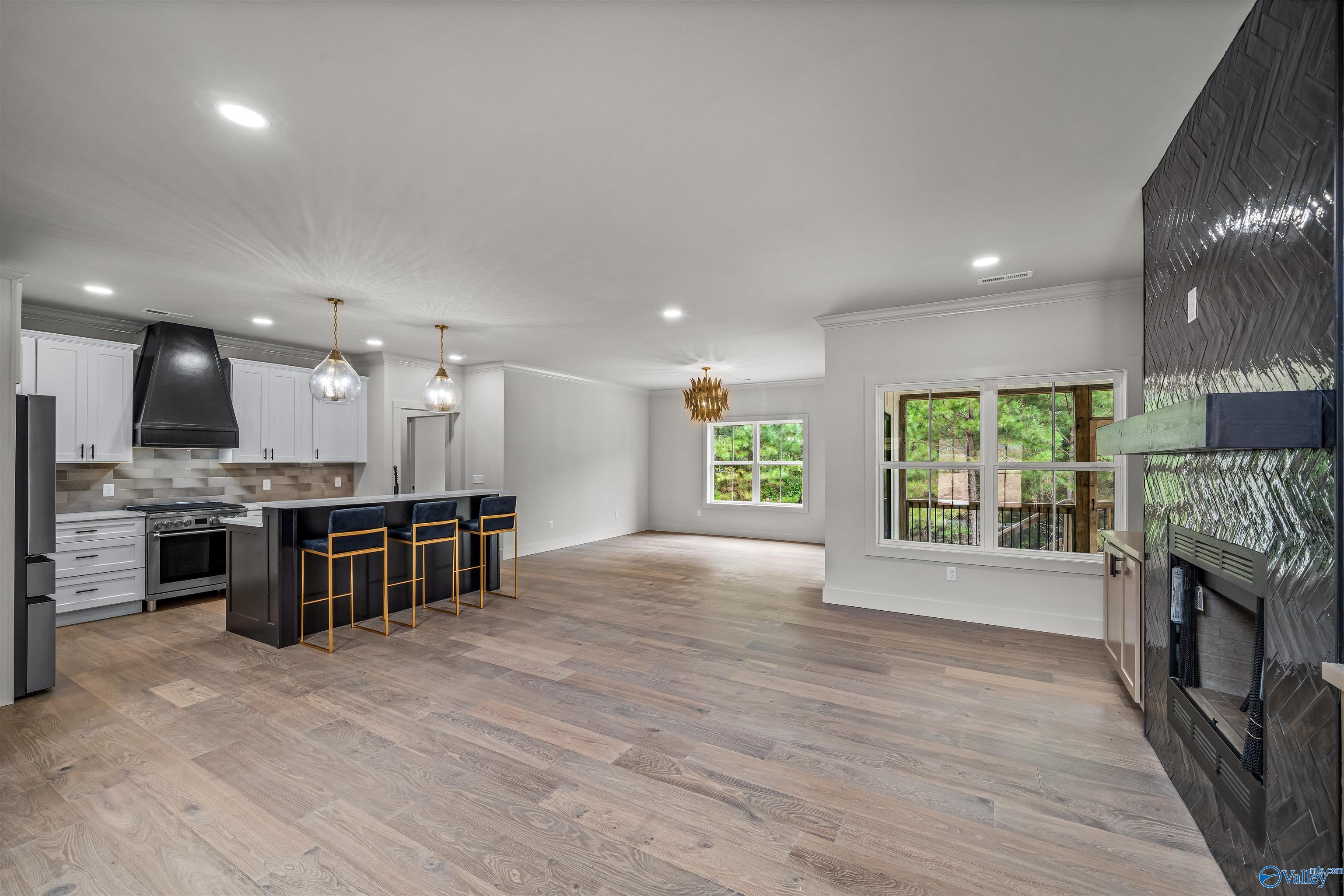 Fort Payne, Alabama, 35967, United States, 4 Bedrooms Bedrooms, ,3.5 BathroomsBathrooms,Residential,Forsale,2007685