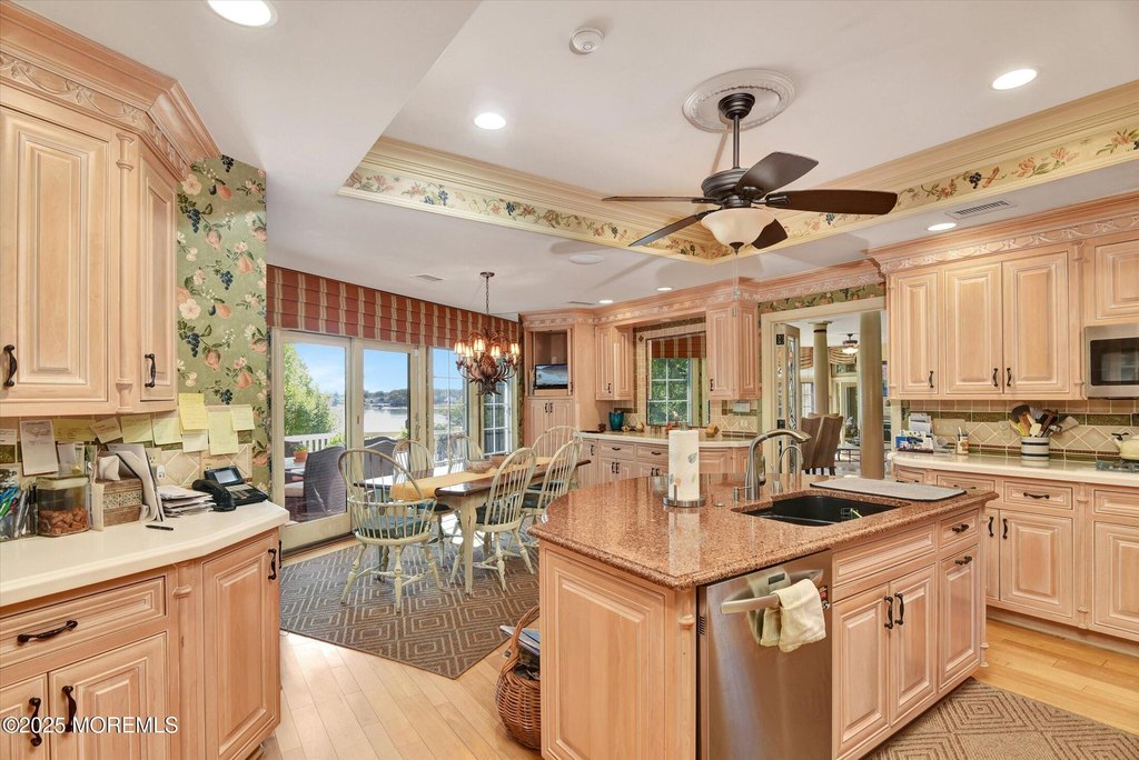 Brielle, New Jersey, 08730, United States, 5 Bedrooms Bedrooms, ,5.5 BathroomsBathrooms,Residential,Forsale,1984556