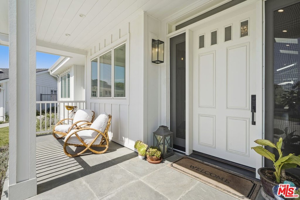 Malibu, California, 90265, United States, 5 Bedrooms Bedrooms, ,4.5 BathroomsBathrooms,Residential,Forsale,2001438