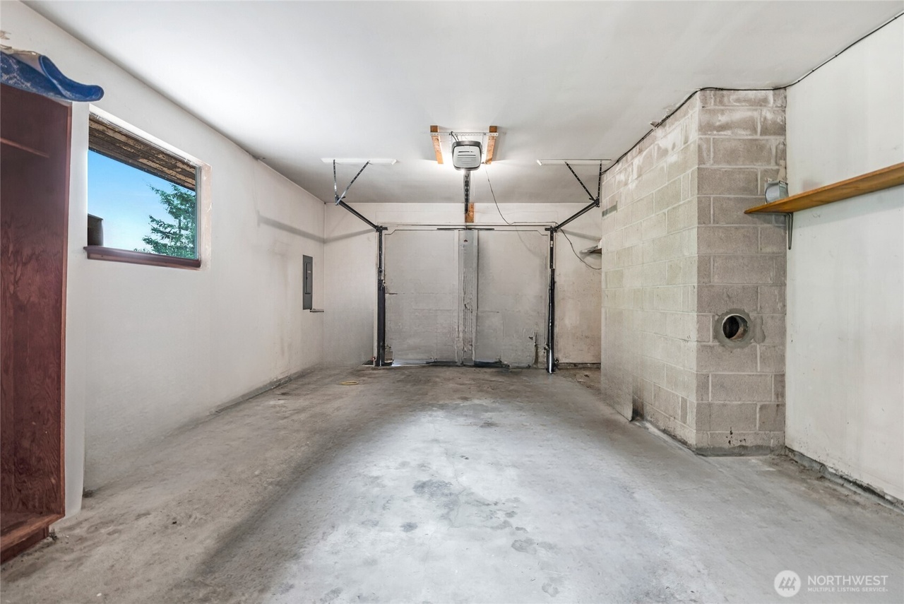 Bothell, Washington, 98021, United States, 3 Bedrooms Bedrooms, ,1 BathroomBathrooms,Residential,Forsale,1965890