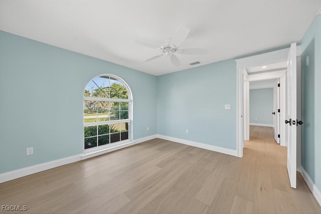 Sanibel, Florida, 33957, United States, 4 Bedrooms Bedrooms, ,3 BathroomsBathrooms,Residential,Forsale,1971925