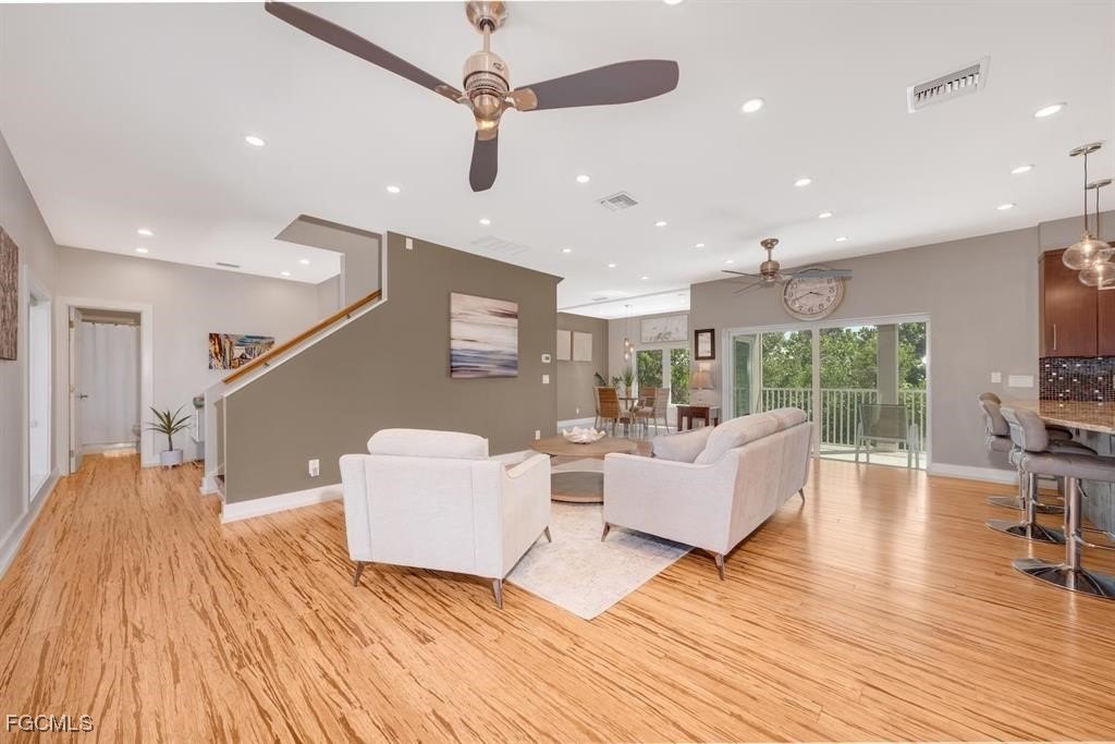 Sanibel, Florida, 33957, United States, 3 Bedrooms Bedrooms, ,4 BathroomsBathrooms,Residential,Forsale,1971927