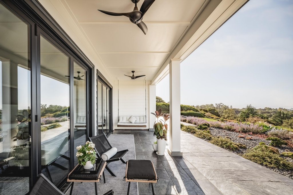 SANTA BARBARA, California, 93110, United States, 6 Bedrooms Bedrooms, ,7.5 BathroomsBathrooms,Residential,Forsale,1985950