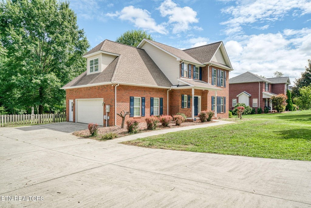 Cookeville, Tennessee, 38506, United States, 3 Bedrooms Bedrooms, ,2.5 BathroomsBathrooms,Residential,Forsale,1942468