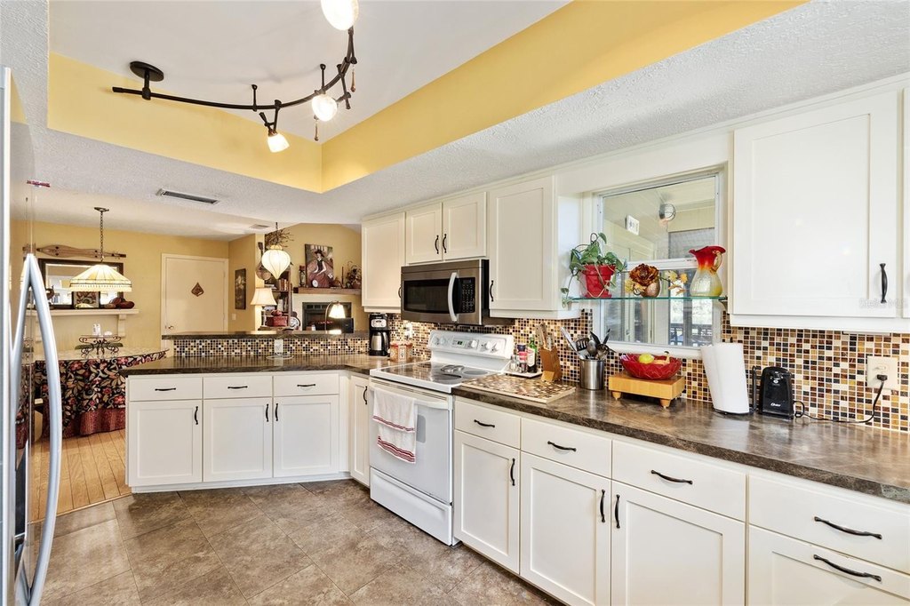 DUNNELLON, Florida, 34432, United States, 3 Bedrooms Bedrooms, ,3 BathroomsBathrooms,Residential,Forsale,1969800