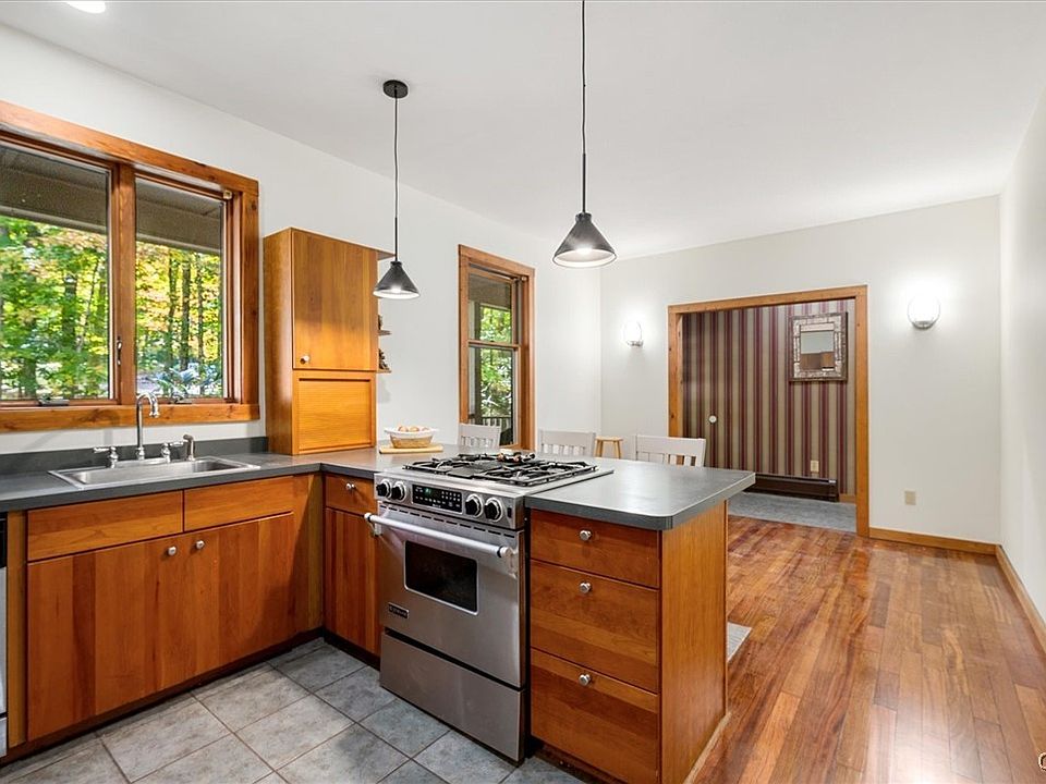 Old Forge, New York, 13420, United States, 3 Bedrooms Bedrooms, ,2 BathroomsBathrooms,Residential,Forsale,1969694