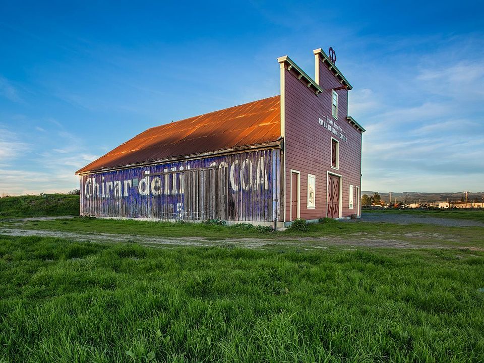 Petaluma, California, 94952, United States, 4 Bedrooms Bedrooms, ,3 BathroomsBathrooms,Residential,Forsale,1985922