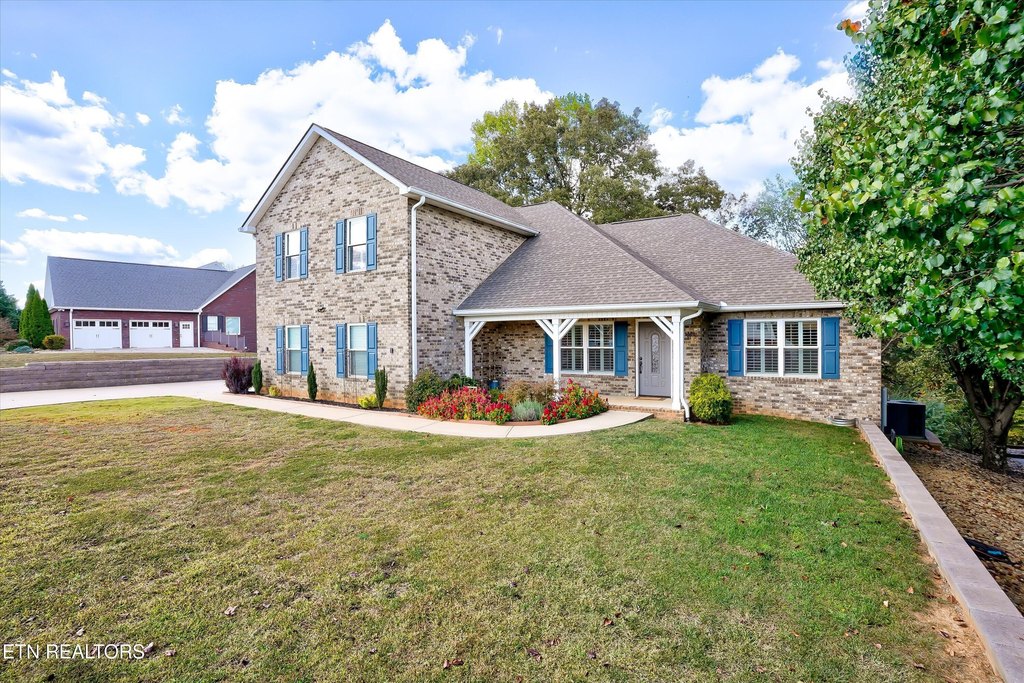 Maryville, Tennessee, 37804, United States, 4 Bedrooms Bedrooms, ,3 BathroomsBathrooms,Residential,Forsale,1973596