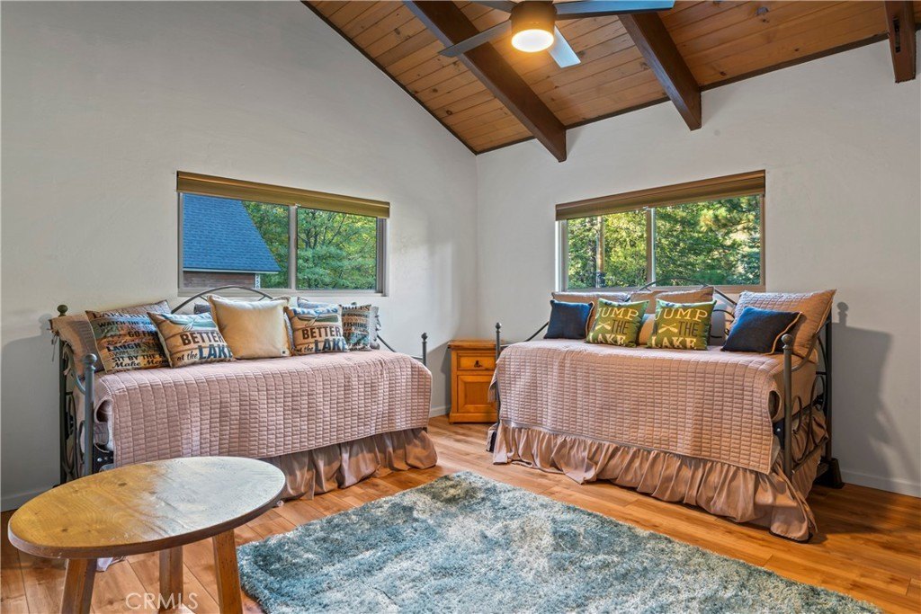 Lake Arrowhead, California, 92352, United States, 4 Bedrooms Bedrooms, ,3 BathroomsBathrooms,Residential,Forsale,1971037