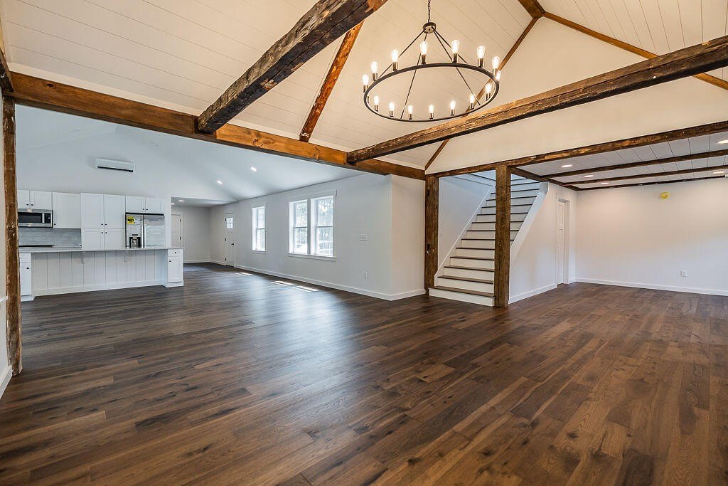 Turner, Maine, 04282, United States, 3 Bedrooms Bedrooms, ,2.5 BathroomsBathrooms,Residential,Forsale,1992719