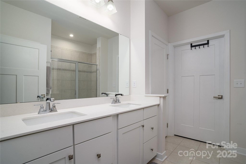 Mooresville, North Carolina, 28117, United States, 3 Bedrooms Bedrooms, ,2.5 BathroomsBathrooms,Residential,Forsale,2004566