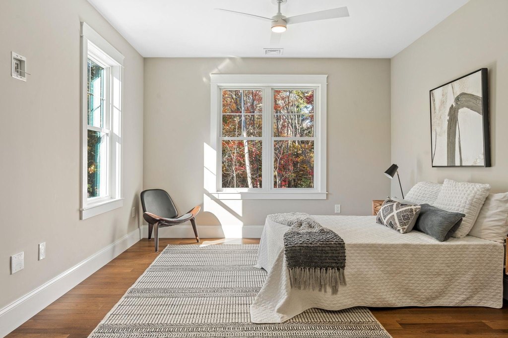 Newington, New Hampshire, 03801, United States, 4 Bedrooms Bedrooms, ,4.5 BathroomsBathrooms,Residential,Forsale,2002401