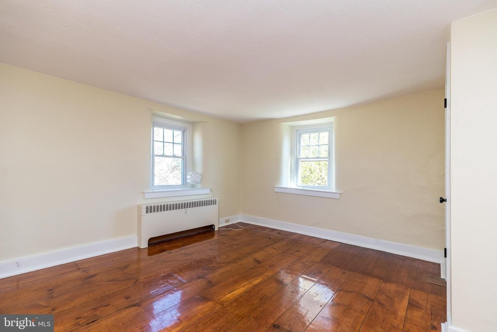 SCHWENKSVILLE, Pennsylvania, 19473, United States, 4 Bedrooms Bedrooms, ,2 BathroomsBathrooms,Residential,Forsale,2004194