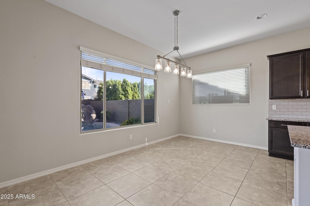 Mesa, Arizona, 85212, United States, 4 Bedrooms Bedrooms, ,3.5 BathroomsBathrooms,Residential,Forsale,2014401