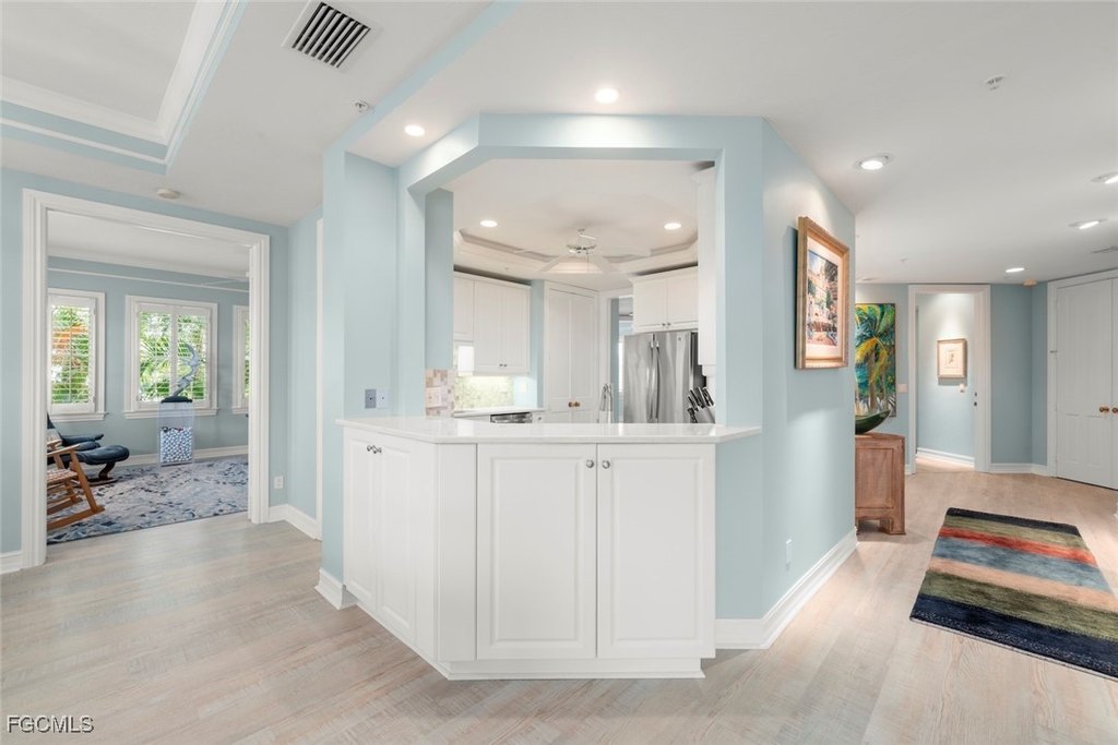 Sanibel, Florida, 33957, United States, 3 Bedrooms Bedrooms, ,3.5 BathroomsBathrooms,Residential,Forsale,1998633