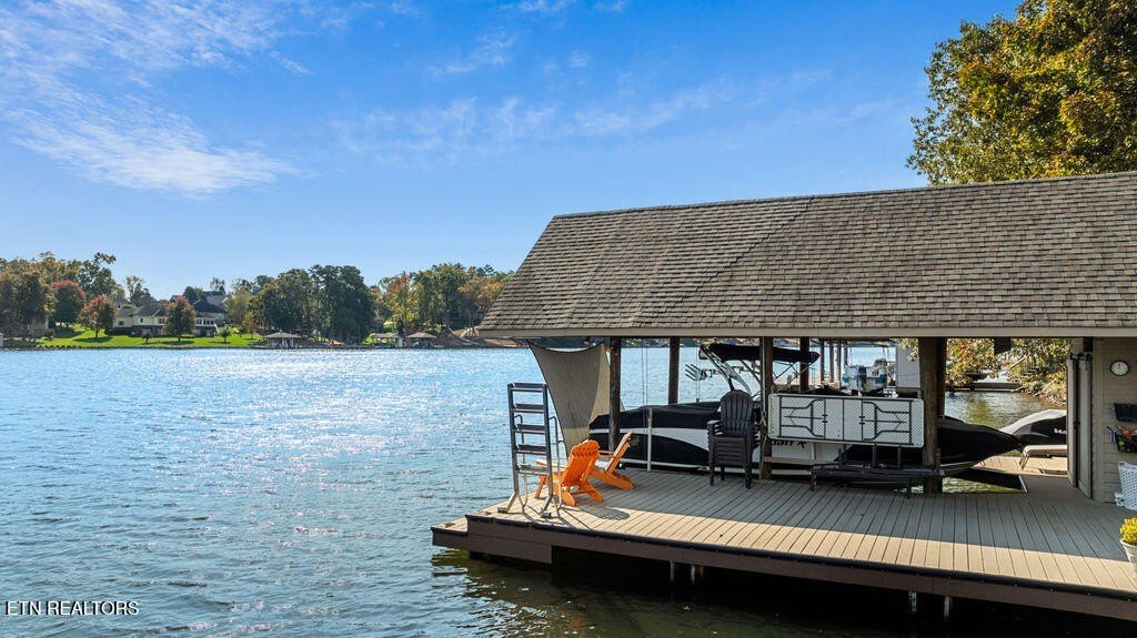 Loudon, Tennessee, 37774, United States, 4 Bedrooms Bedrooms, ,4.5 BathroomsBathrooms,Residential,Forsale,1973605