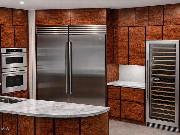 Guilderland, New York, 12186, United States, 5 Bedrooms Bedrooms, ,5.5 BathroomsBathrooms,Residential,Forsale,2014484