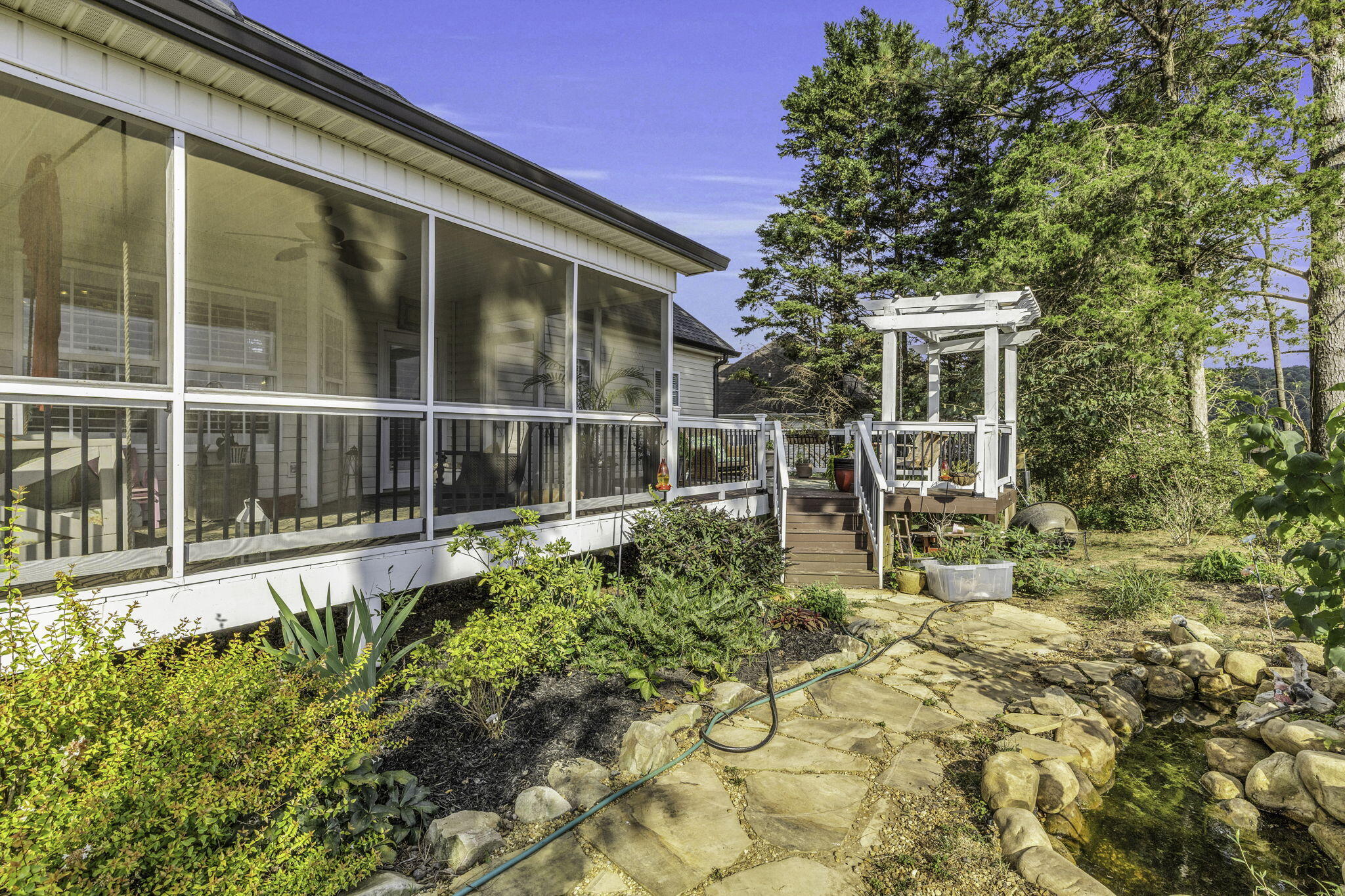 Apison, Tennessee, 37302, United States, 4 Bedrooms Bedrooms, ,2 BathroomsBathrooms,Residential,Forsale,1995312