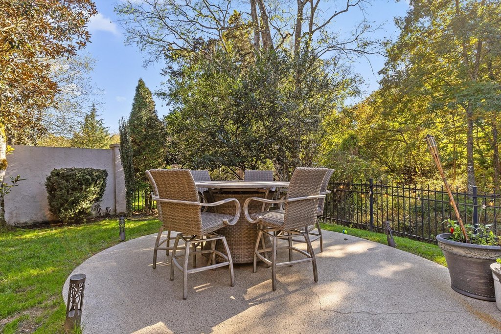 Chattanooga, Tennessee, 37419, United States, 3 Bedrooms Bedrooms, ,3 BathroomsBathrooms,Residential,Forsale,1995328