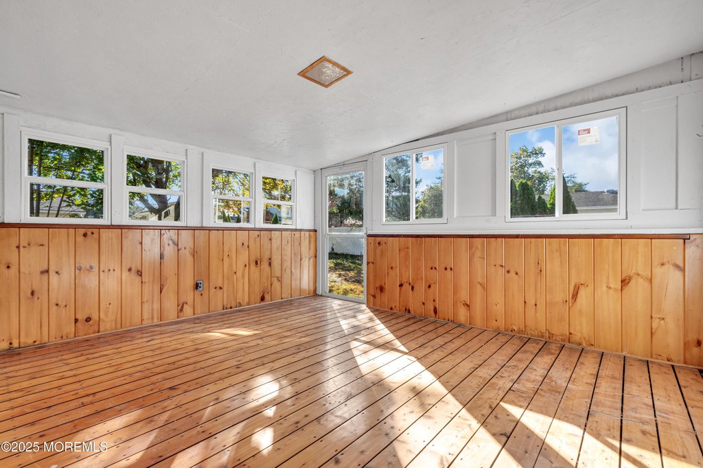 Toms River, New Jersey, 08753, United States, 4 Bedrooms Bedrooms, ,2 BathroomsBathrooms,Residential,Forsale,1994042