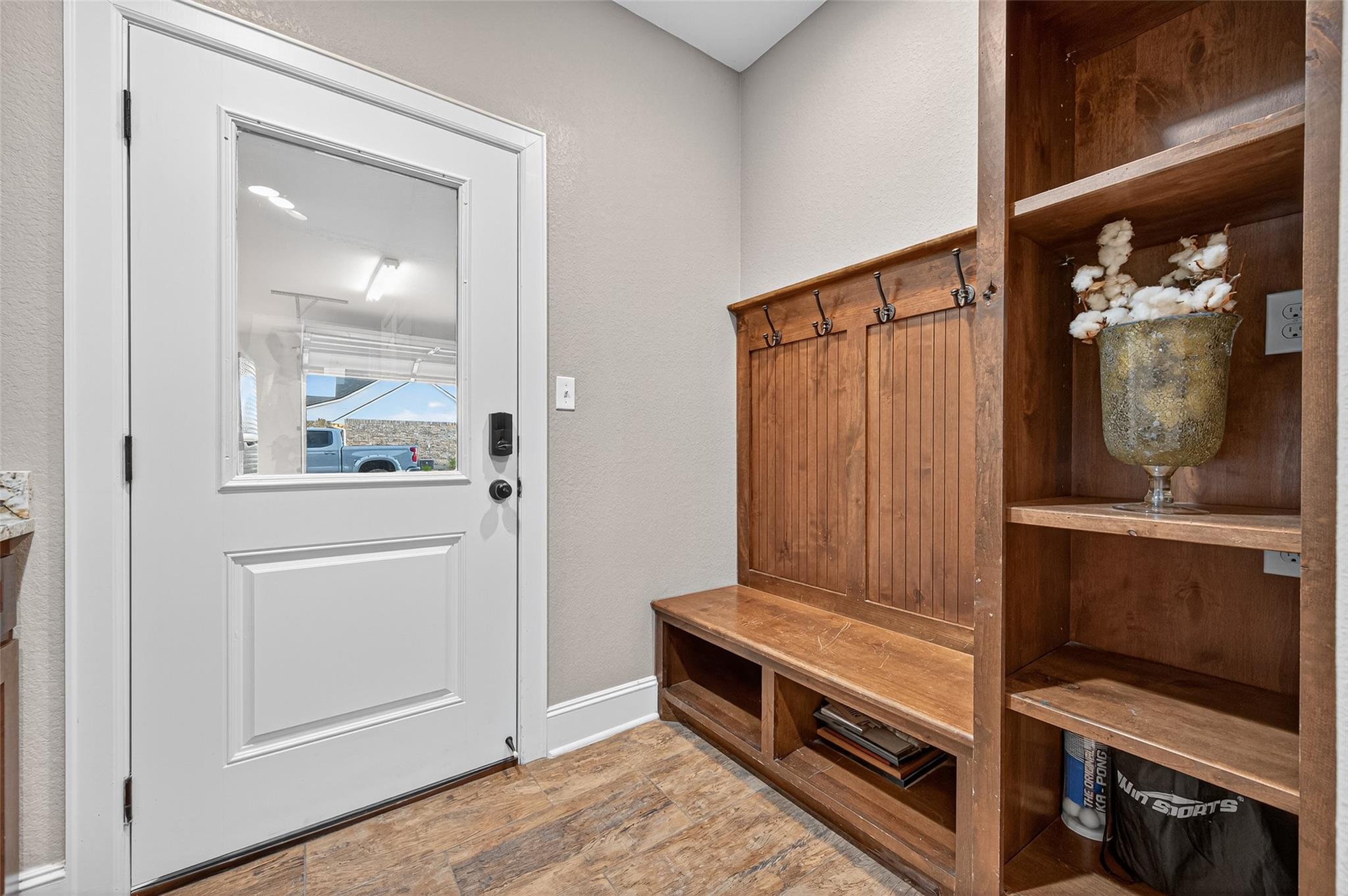 Needville, Texas, 77461, United States, 4 Bedrooms Bedrooms, ,3 BathroomsBathrooms,Residential,Forsale,1973418