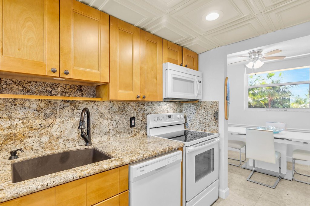 Plantation Key, Florida, 33070, United States, 3 Bedrooms Bedrooms, ,2 BathroomsBathrooms,Residential,Forsale,2004340