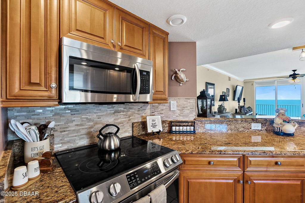 Daytona Beach Shores, Florida, 32118, United States, 3 Bedrooms Bedrooms, ,3 BathroomsBathrooms,Residential,Forsale,1965902