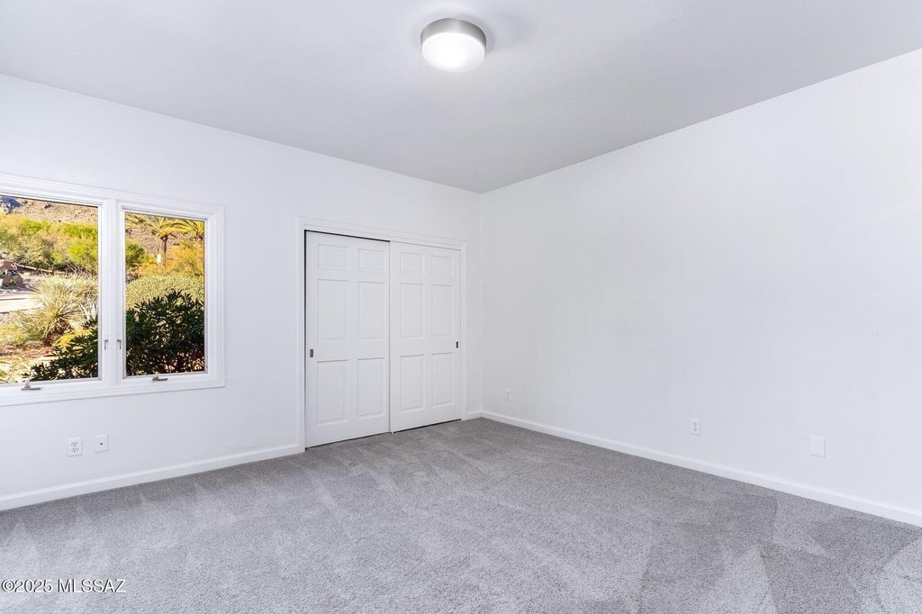 Tucson, Arizona, 85718, United States, 4 Bedrooms Bedrooms, ,3 BathroomsBathrooms,Residential,Forsale,1990373