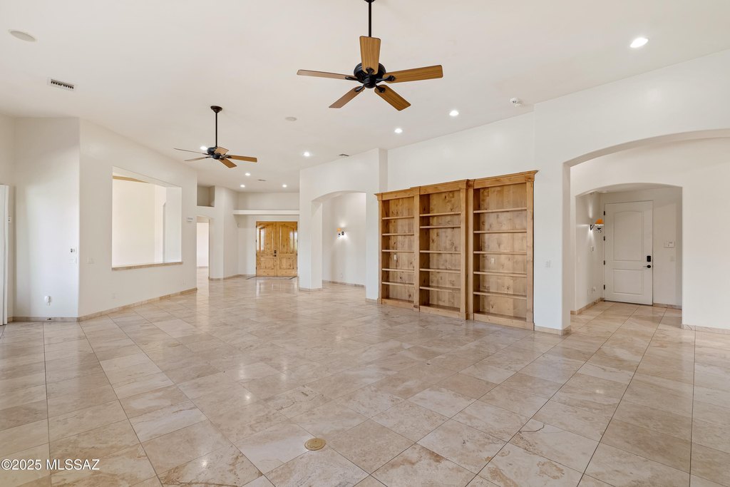 Tucson, Arizona, 85755, United States, 4 Bedrooms Bedrooms, ,5.5 BathroomsBathrooms,Residential,Forsale,1990104