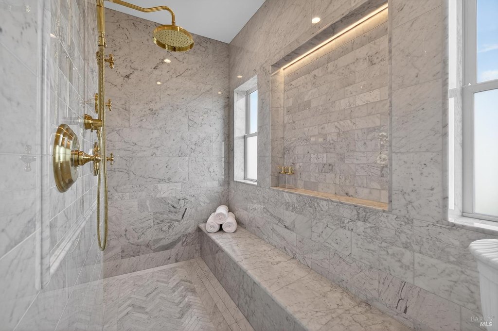 Santa Rosa, California, 95403, United States, 5 Bedrooms Bedrooms, ,4 BathroomsBathrooms,Residential,Forsale,2014494