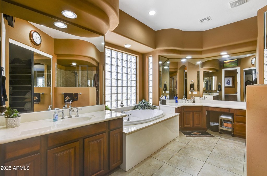 Cave Creek, Arizona, 85331, United States, 3 Bedrooms Bedrooms, ,4.5 BathroomsBathrooms,Residential,Forsale,2000281