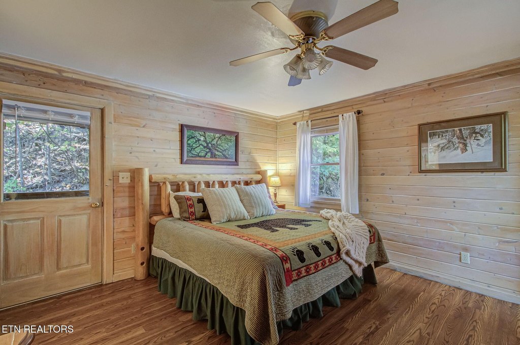 Sevierville, Tennessee, 37862, United States, 2 Bedrooms Bedrooms, ,3 BathroomsBathrooms,Residential,Forsale,1973611