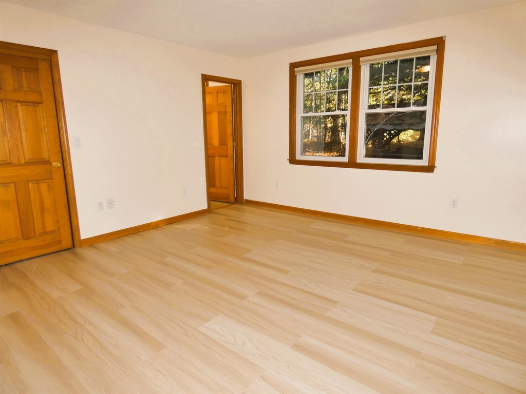 Laconia, New Hampshire, 03246, United States, 3 Bedrooms Bedrooms, ,2.5 BathroomsBathrooms,Residential,Forsale,1968469