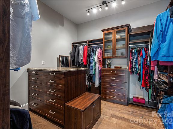 Fletcher, North Carolina, 28732, United States, 4 Bedrooms Bedrooms, ,5 BathroomsBathrooms,Residential,Forsale,1986013