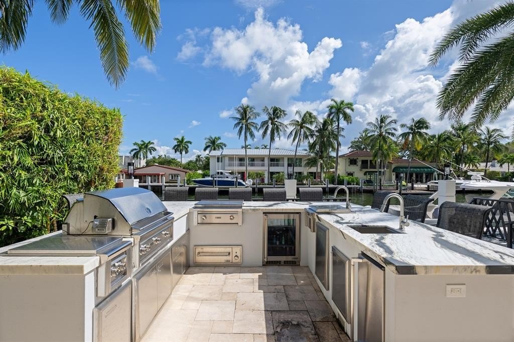 Fort Lauderdale, Florida, 33301, United States, 6 Bedrooms Bedrooms, ,6.5 BathroomsBathrooms,Residential,Forsale,1994085