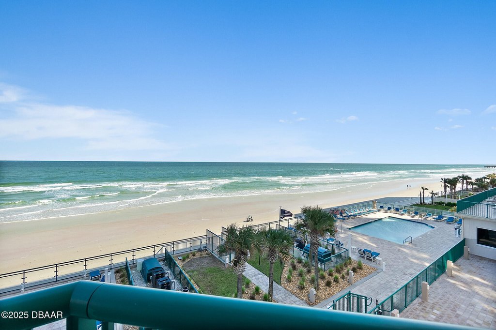 Daytona Beach Shores, Florida, 32118, United States, 3 Bedrooms Bedrooms, ,3 BathroomsBathrooms,Residential,Forsale,1990152