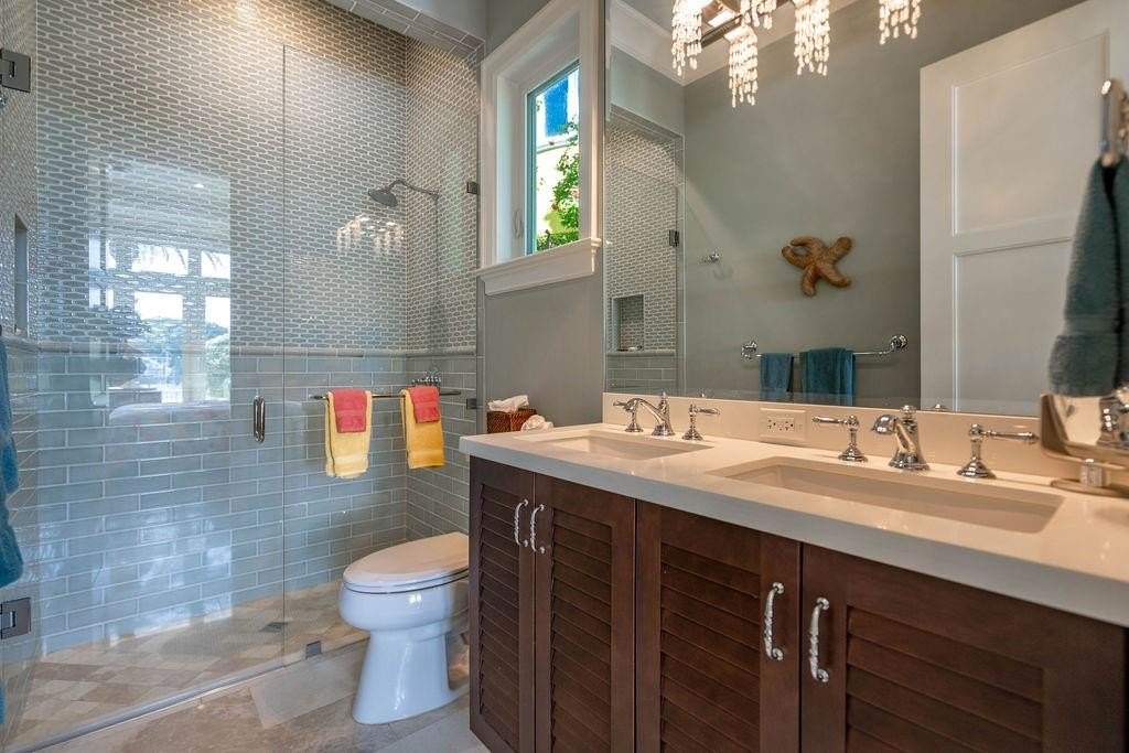 Lighthouse Point, Florida, 33064, United States, 5 Bedrooms Bedrooms, ,6 BathroomsBathrooms,Residential,Forsale,1994097