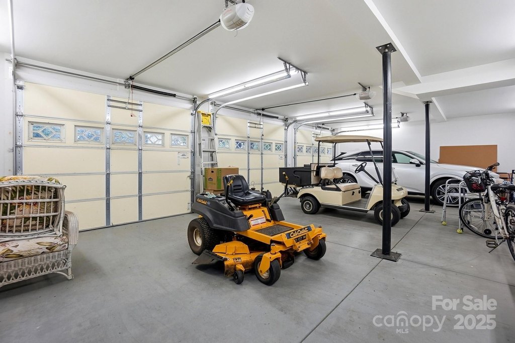 Lake Wylie, South Carolina, 29710, United States, 4 Bedrooms Bedrooms, ,4.5 BathroomsBathrooms,Residential,Forsale,2004559