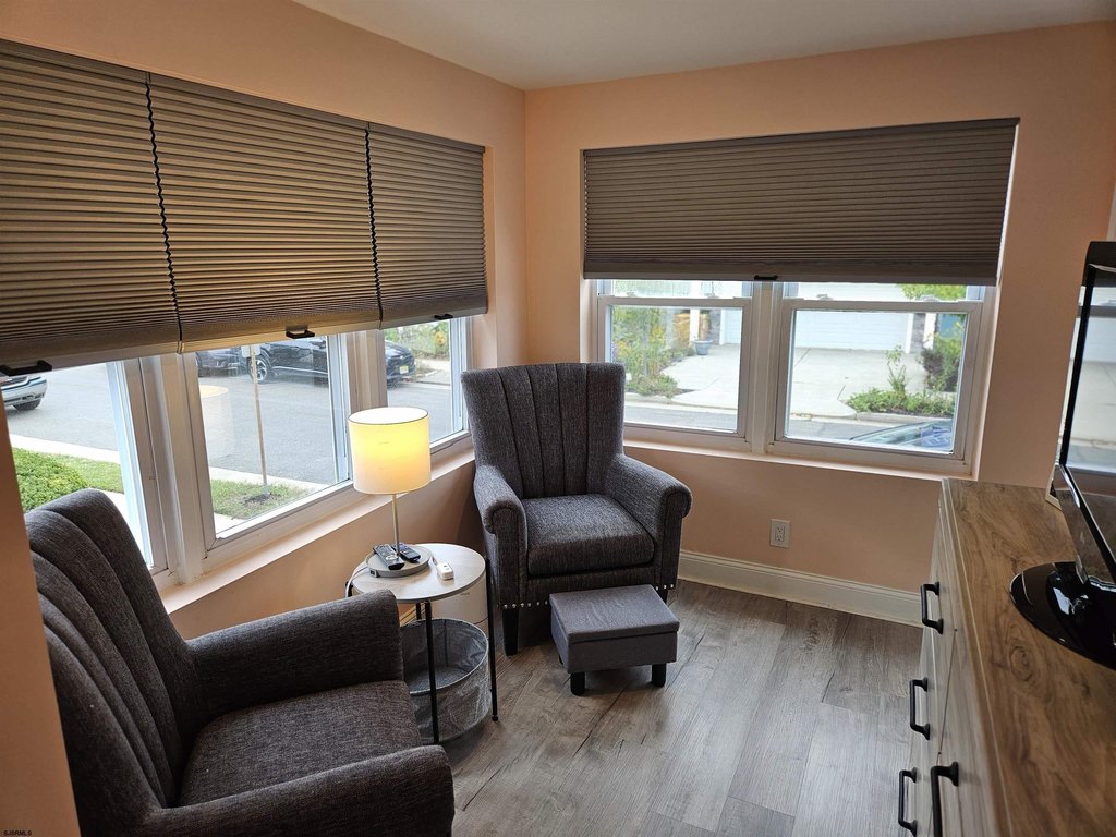 Ventnor, New Jersey, 08406, United States, 6 Bedrooms Bedrooms, ,4 BathroomsBathrooms,Residential,Forsale,1994159