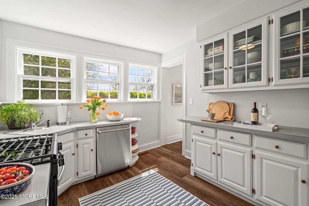 Allenhurst, New Jersey, 07711, United States, 4 Bedrooms Bedrooms, ,2.5 BathroomsBathrooms,Residential,Forsale,1892975