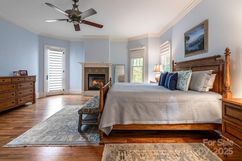 Flat Rock, North Carolina, 28731, United States, 3 Bedrooms Bedrooms, ,3.5 BathroomsBathrooms,Residential,Forsale,1985992