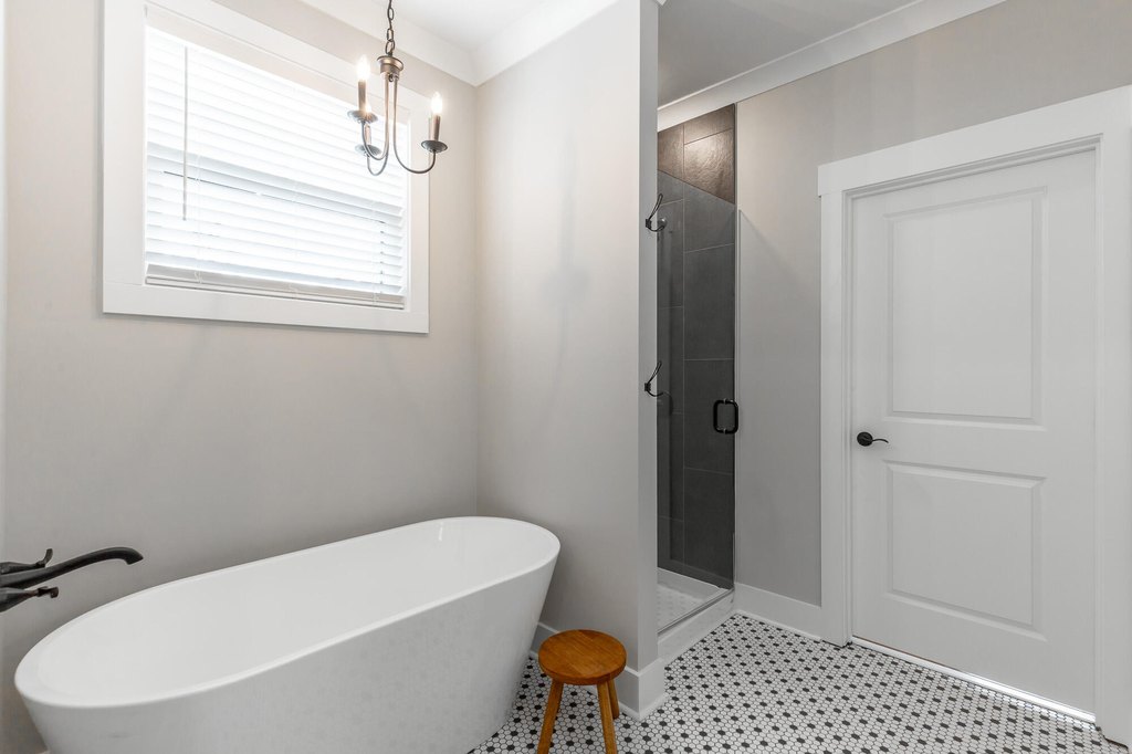 Harrison, Tennessee, 37341, United States, 3 Bedrooms Bedrooms, ,2.5 BathroomsBathrooms,Residential,Forsale,1995326