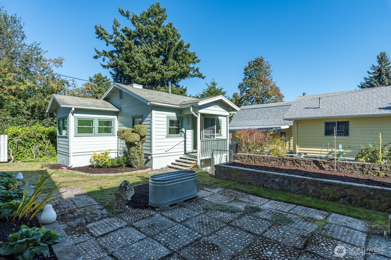 Anacortes, Washington, 98221, United States, 3 Bedrooms Bedrooms, ,2 BathroomsBathrooms,Residential,Forsale,1990712