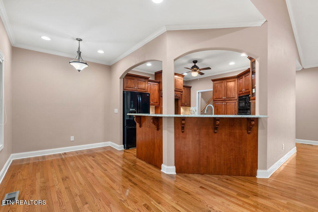 Loudon, Tennessee, 37774, United States, 3 Bedrooms Bedrooms, ,3 BathroomsBathrooms,Residential,Forsale,1893719